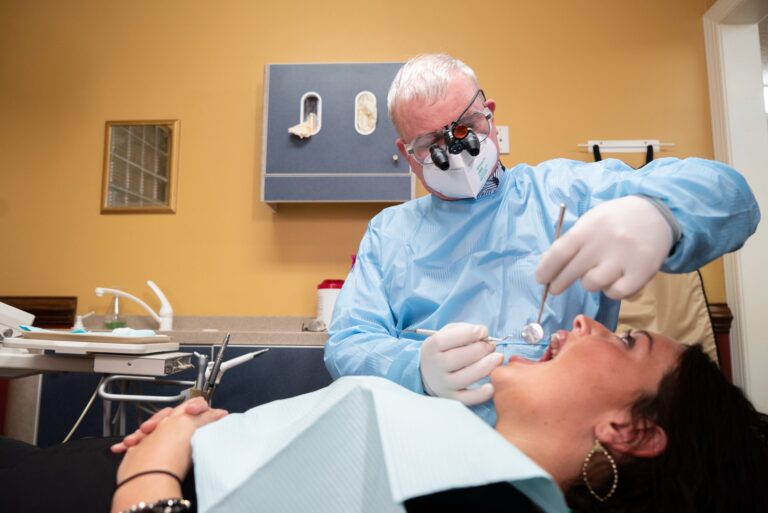 Dentist in Lafayette GA
