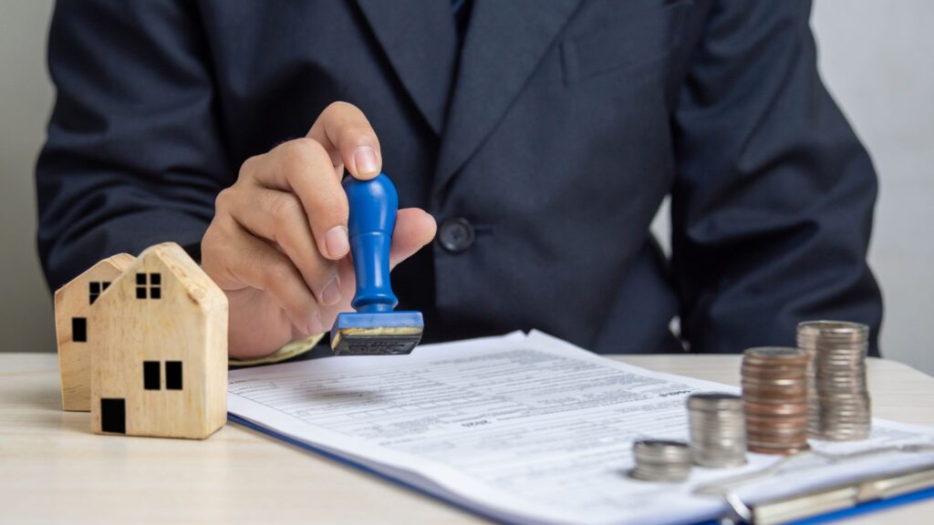 Commercial Debt Collection Agency