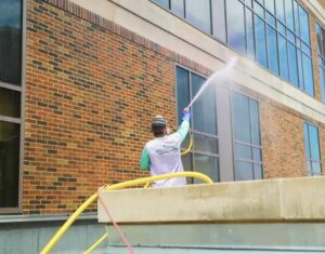 Pressure washing Fort Worth