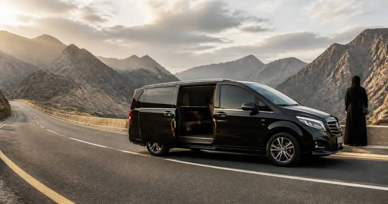 Makkah to Jeddah Taxi Fare for private and comfortable transfers between Makkah hotels and Jeddah Airport.